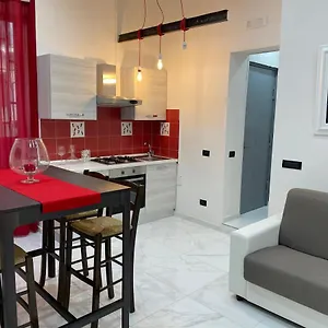 sci-sci-house-casa-contro-il-malocchio-naples.hotels-amalfi.com/