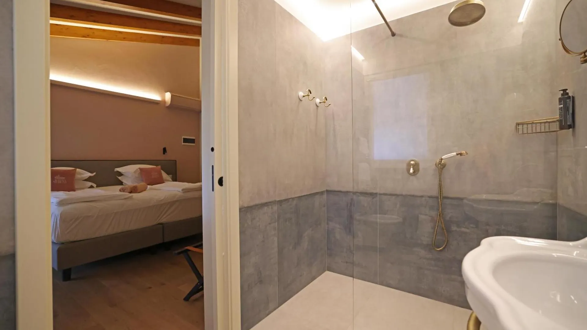 Agriturismo Acetaia Sereni Marano sul Panaro 0*,